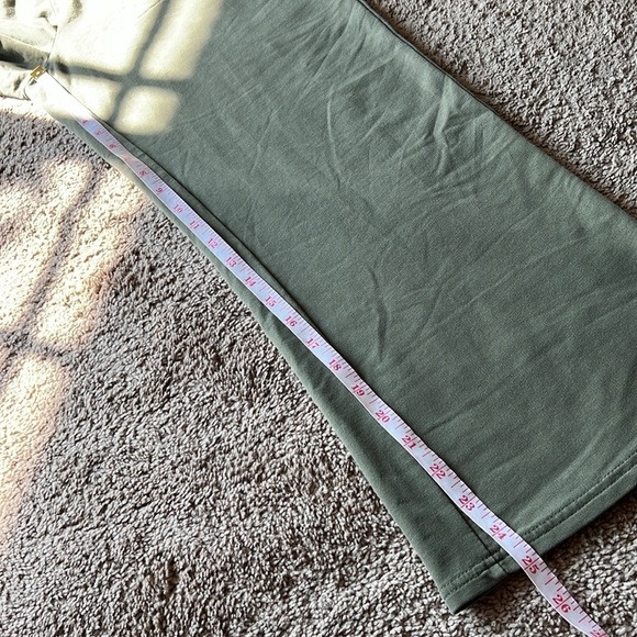 Ten Tree French Terry Cropped Wide Leg Sweatpant Olive Green - Picture 10 of 11